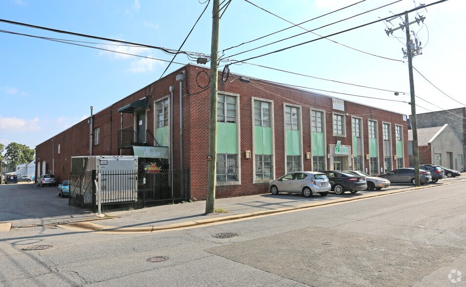 More Photos Of 4010 Volta Ave, Brentwood Warehouse For Lease