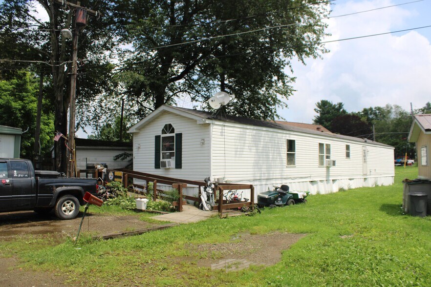 More Photos Of 27 Main St, Sinclairville Manufactured Housing Mobile Home Park For Sale