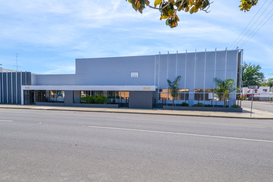 More Photos Of 1029-1045 N El Dorado St, Stockton Office For Lease