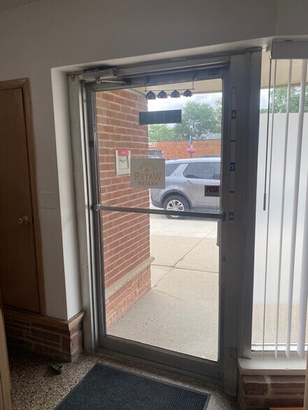 More Photos Of 12610 W Hampton Ave, Butler General Retail For Sale
