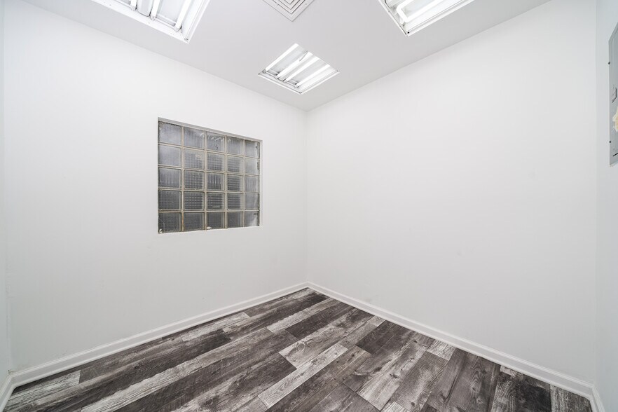 More Photos Of 512 42nd St, Union City Medical For Lease