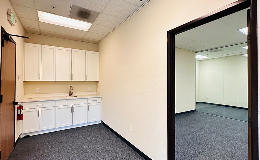 More Photos Of 43417-43423 Mission Blvd, Fremont Freestanding For Sale