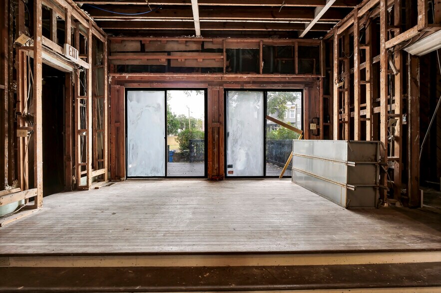 More Photos Of 708 Market St, Wilmington Apartments For Sale