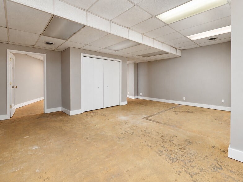 More Photos Of 100 Severn Ave, Annapolis Office Residential For Sale