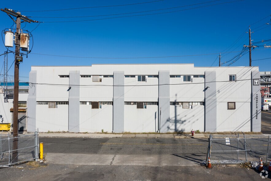 More Photos Of 4201 Tonnelle Ave, North Bergen Manufacturing For Lease