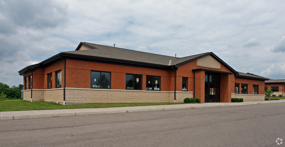 Primary Photo Of 7606 Tylers Place Blvd, West Chester Office For Lease