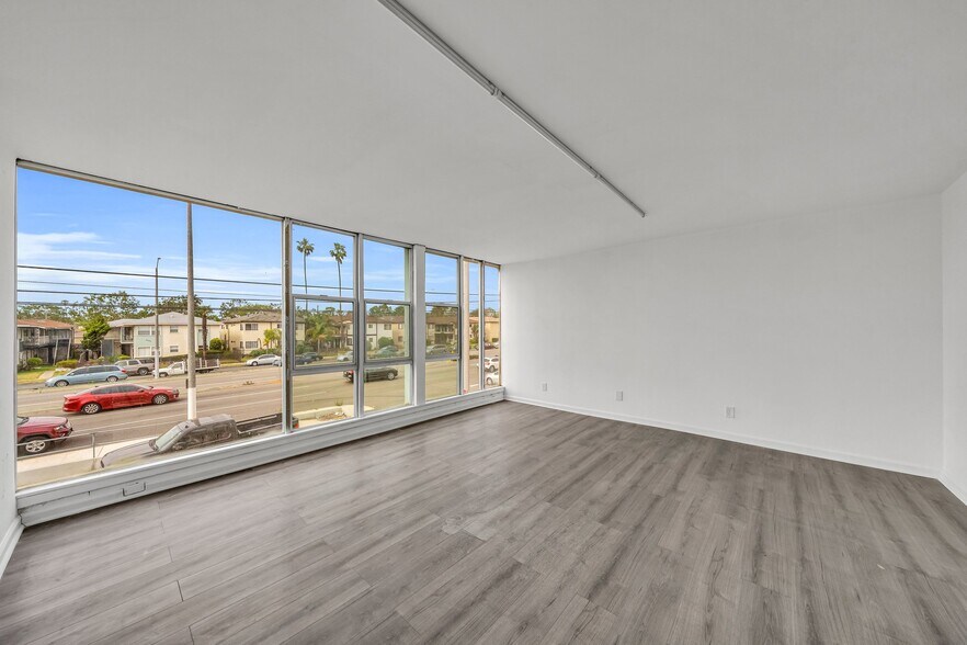 More Photos Of 2610 W Imperial Hwy, Hawthorne Storefront Retail Office For Lease