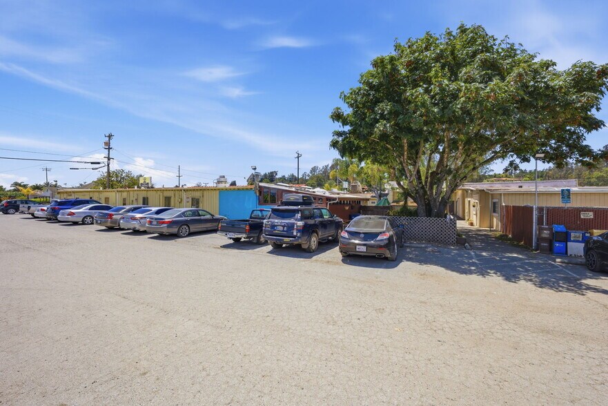 More Photos Of 2904-2908 Freedom Blvd, Watsonville Storefront Retail Residential For Sale