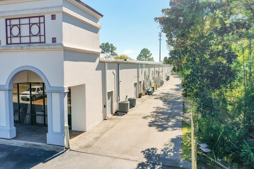 More Photos Of 12289-12889 US Highway 98 W, Miramar Beach General Retail For Sale