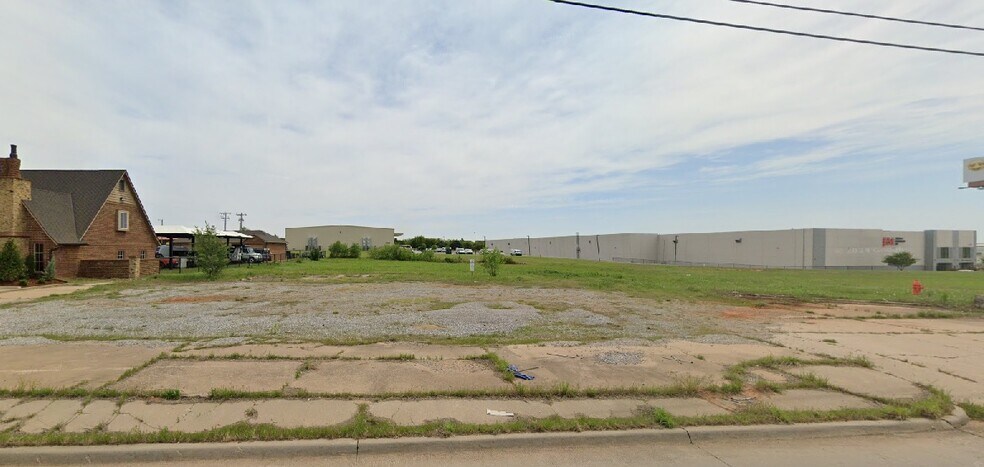 More Photos Of 11620 N I 35 Service Rd, Oklahoma City Land For Sale
