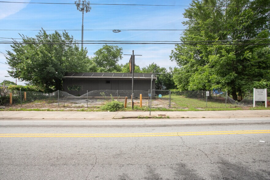 More Photos Of 638-642 Dill Ave, Atlanta Freestanding For Sale