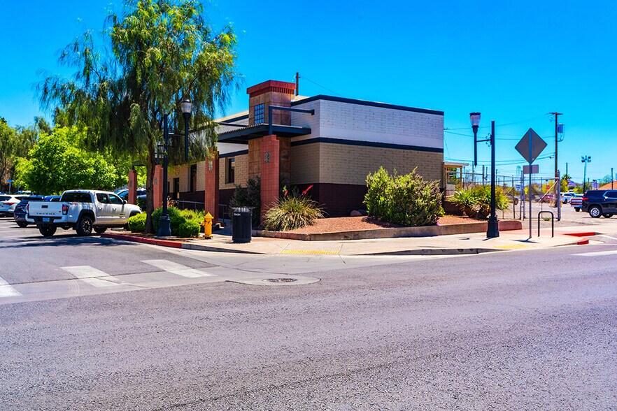 More Photos Of 108 Market St, Henderson Office For Lease