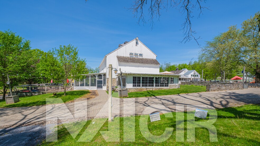 More Photos Of 5790 Devonshire Rd, Harrisburg Specialty For Sale