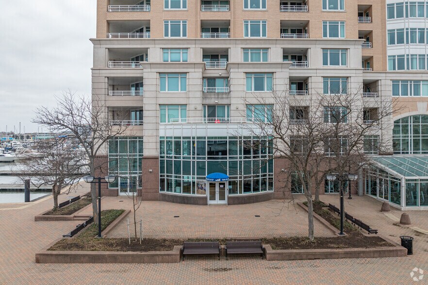 More Photos Of 23 Pierside Dr, Baltimore Apartments For Lease