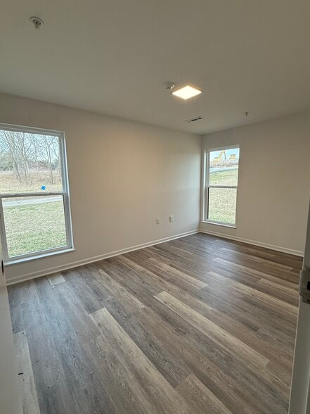 More Photos Of 1428 Rock Springs Rd, Columbia Freestanding For Lease