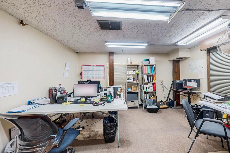 More Photos Of 1510-1512 1st St NW, Albuquerque Industrial For Sale