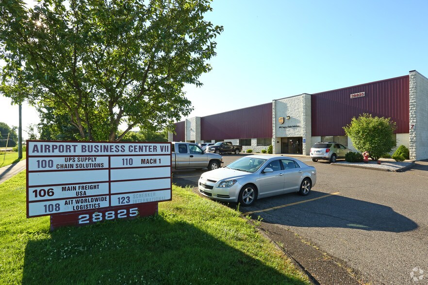 More Photos Of 28825 Goddard Rd, Romulus Warehouse For Lease