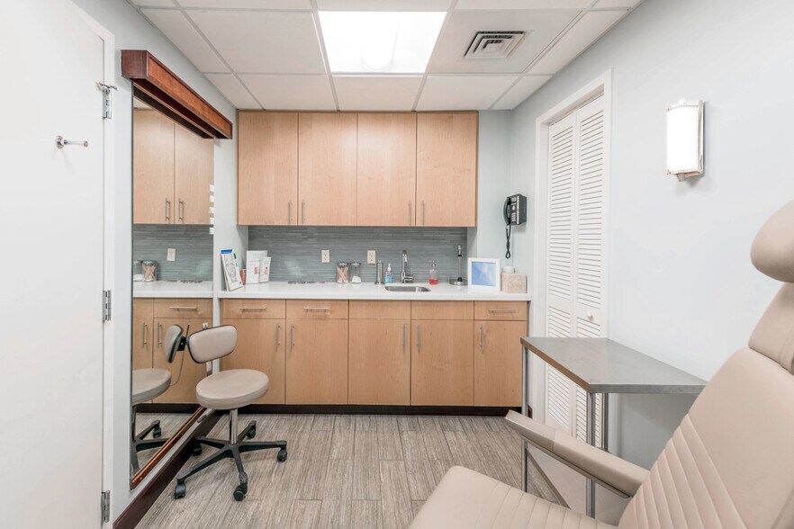 More Photos Of 235 Plain St, Providence Medical For Sale