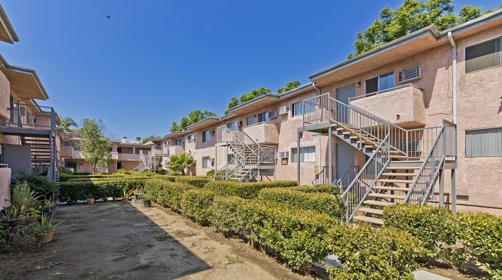 More Photos Of 9075 Cedros Ave, Panorama City Apartments For Sale