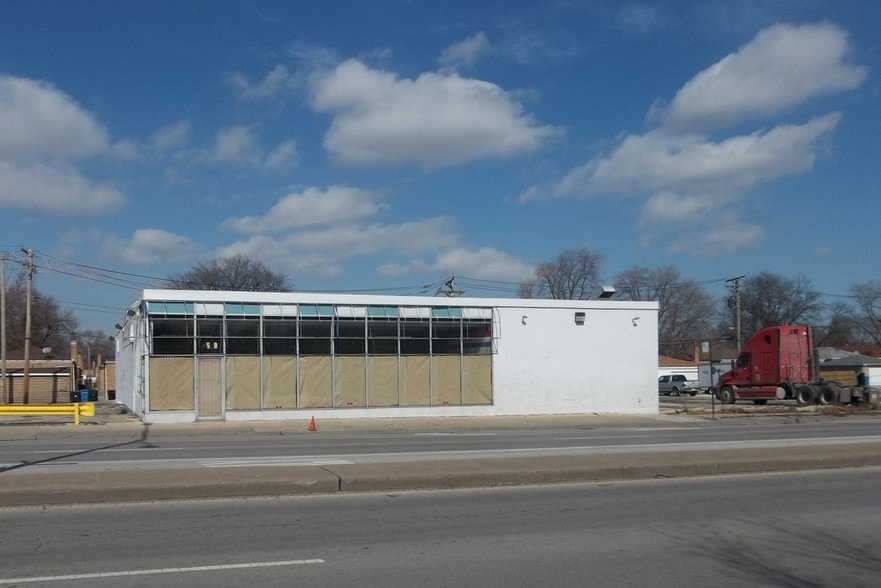 Primary Photo Of 3550 W 79th St, Chicago Freestanding For Lease