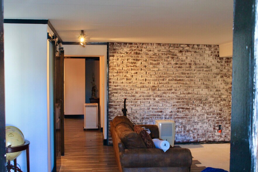 More Photos Of 60 State Rd, Media Flex For Sale