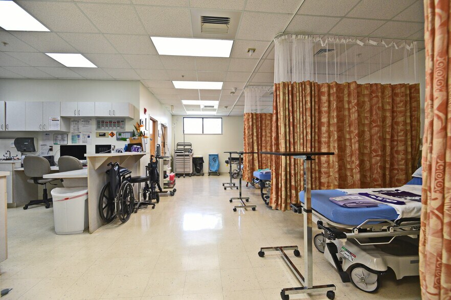 More Photos Of 4355 Bear Gully Rd, Winter Park Medical For Lease