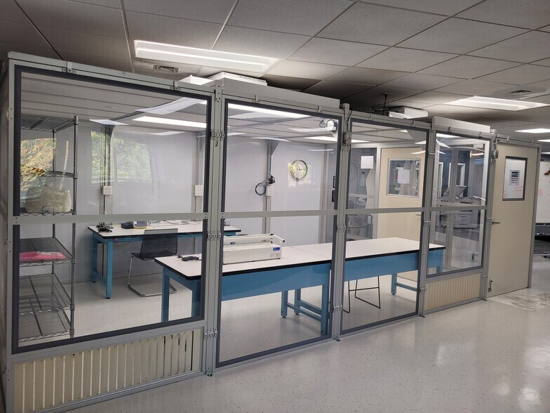 More Photos Of 1466 Main St, Waltham Office For Sale