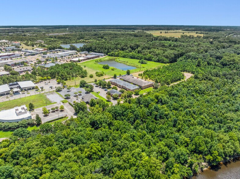 More Photos Of 128 River View Dr, Flowood Medical For Sale