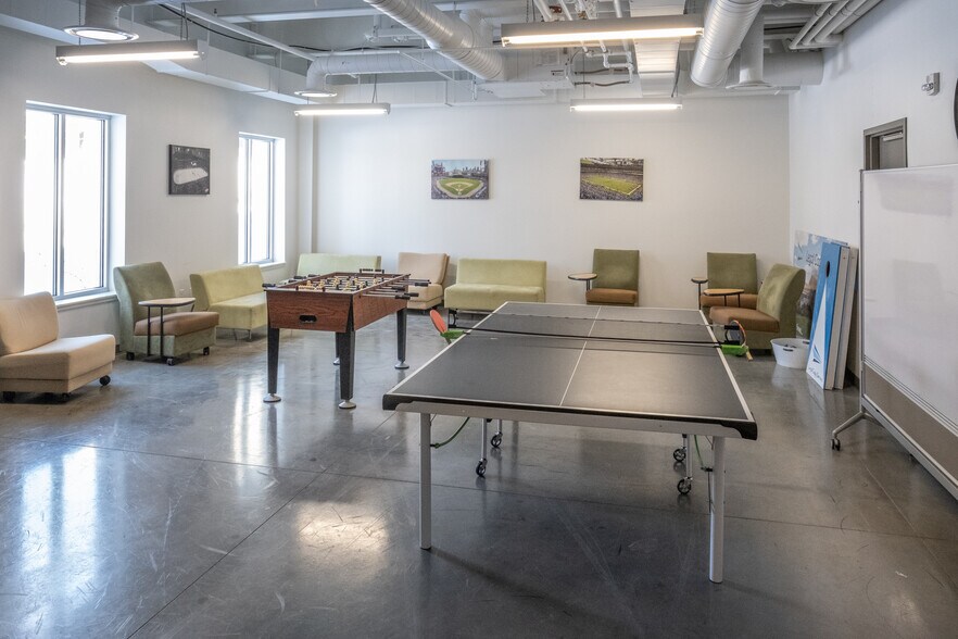 More Photos Of 3280 Evergreen Dr NE, Grand Rapids Medical For Sale