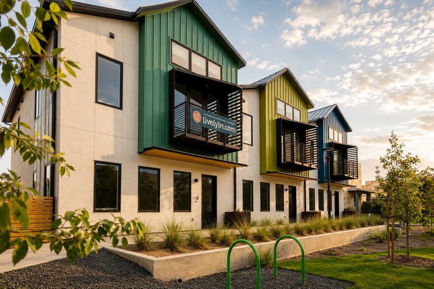Primary Photo Of 1911 Dutton Dr, San Marcos Office Residential For Sale