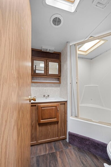 More Photos Of 820 Forest View Dr, Blanco Manufactured Housing Mobile Home Park For Sale