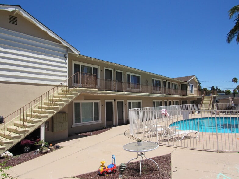 More Photos Of 1124-1130 S Lemon St, Anaheim Apartments For Sale