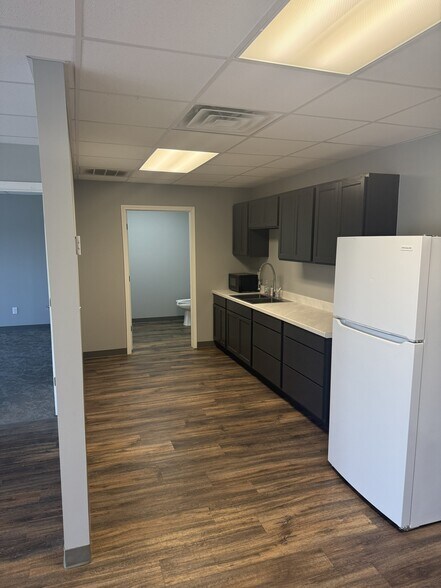 More Photos Of 3927 Highway 27, Sulphur Light Distribution For Lease