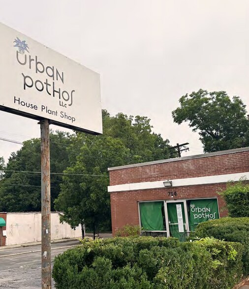 More Photos Of 714 W Peace St, Raleigh Freestanding For Lease