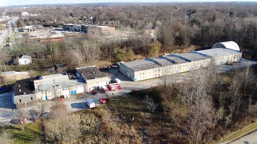 More Photos Of 711 W Bagley Rd, Berea Unknown For Lease