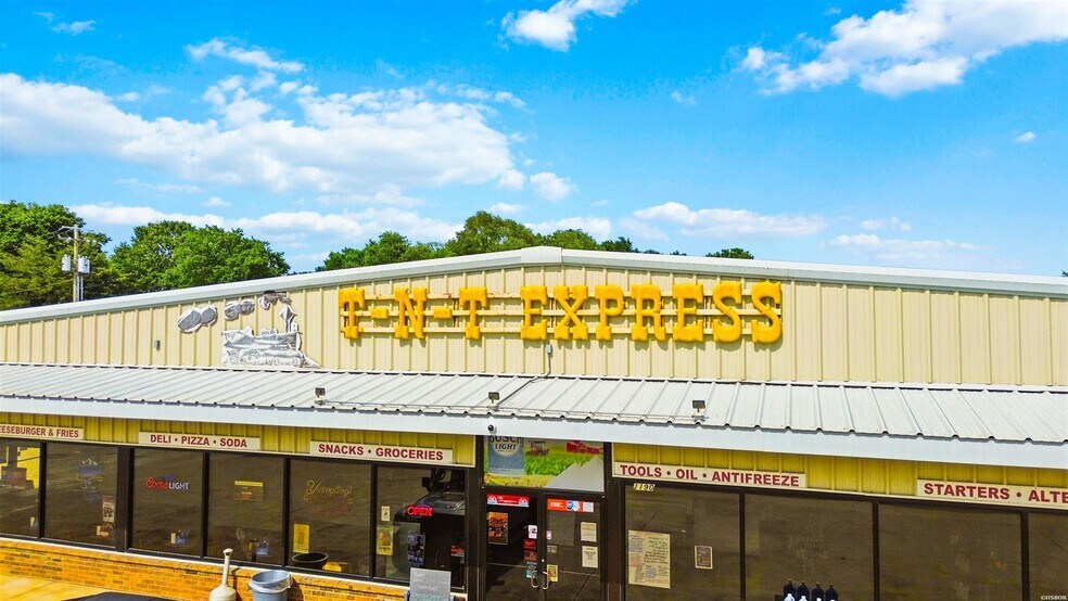 More Photos Of 1190 S Highway 59, Decatur Convenience Store For Sale