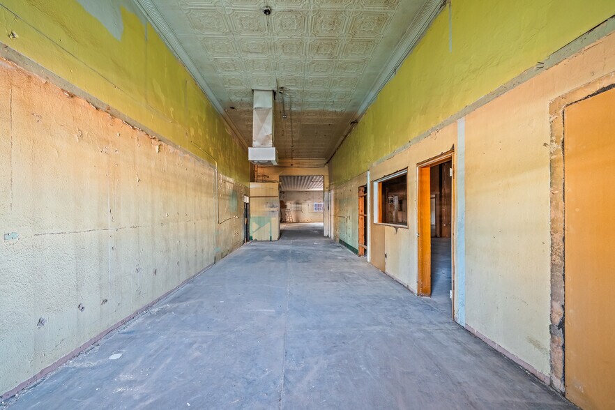 More Photos Of 1301 Buddy Holly Ave, Lubbock Warehouse For Sale