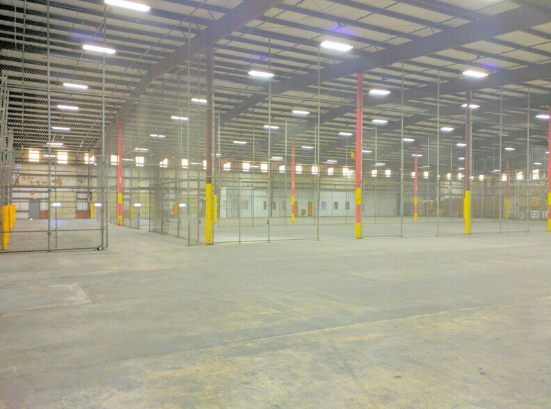 More Photos Of 3600 Formosa Ave, McAllen Distribution For Lease