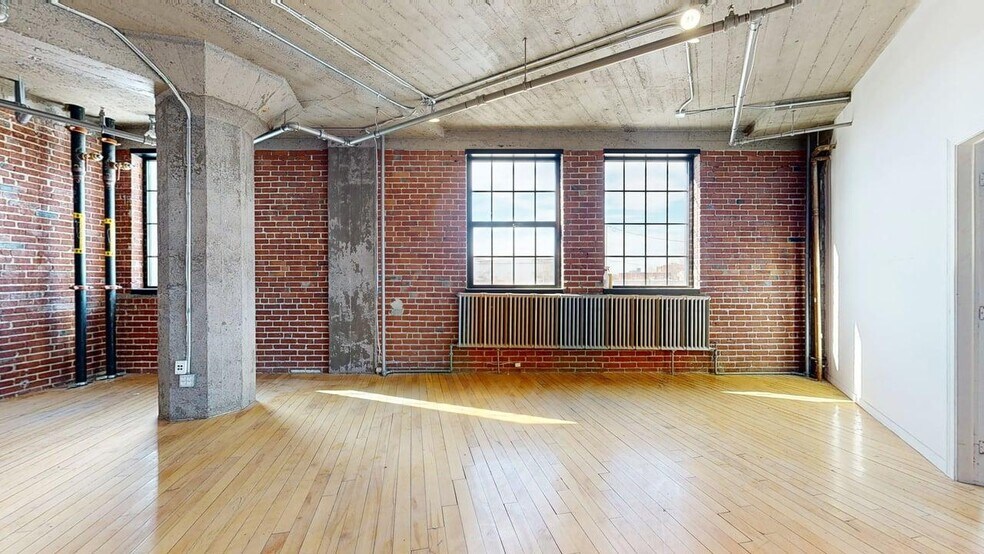 More Photos Of 400 Av Atlantic, Montréal Office For Lease