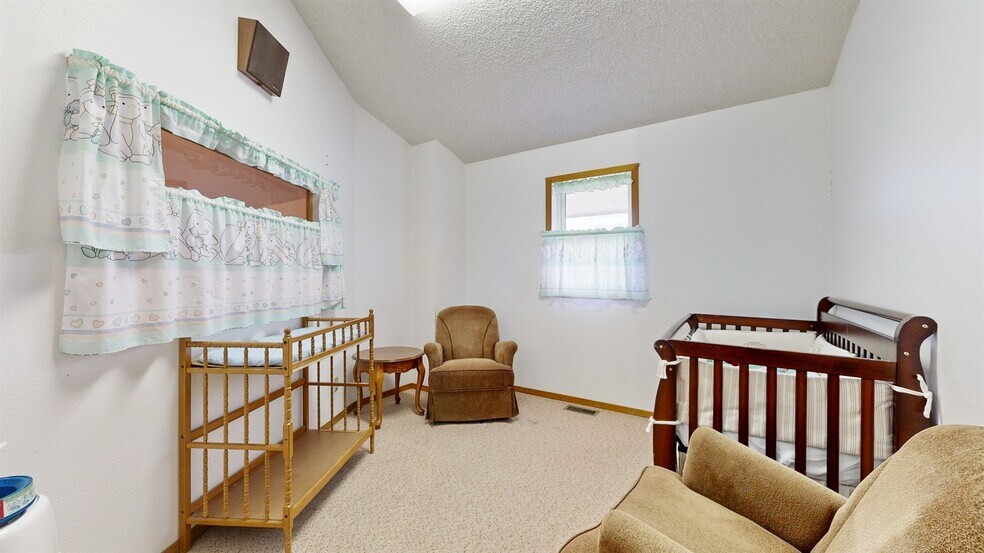 More Photos Of 554 Country Way N, Kalispell Religious Facility For Sale