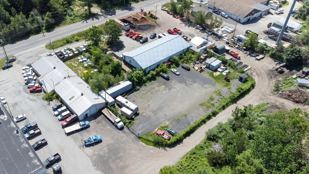 More Photos Of 86 Newburyport Tpke, Newbury Auto Dealership For Sale