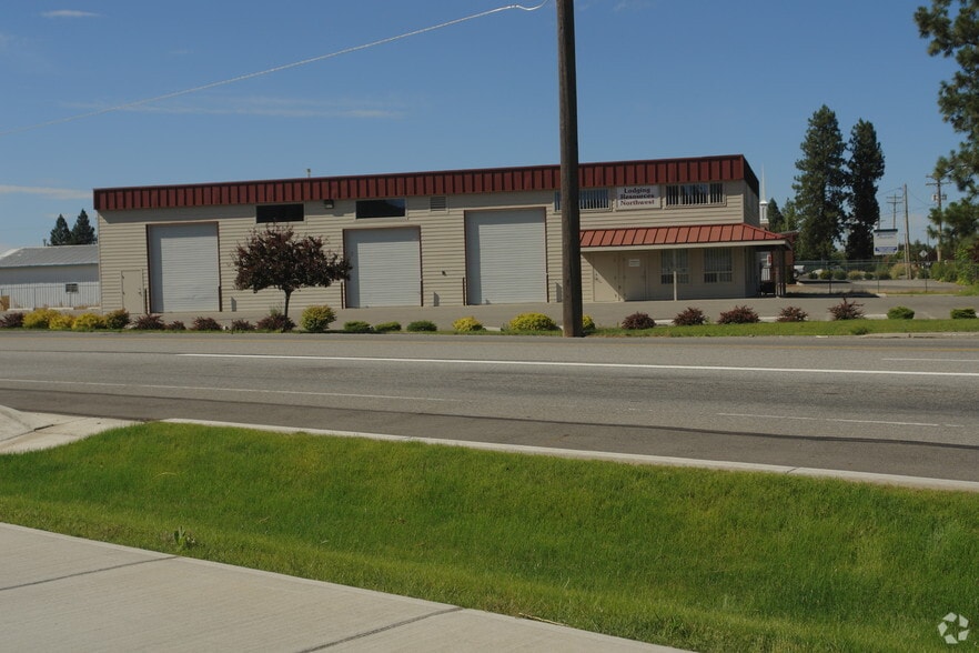 More Photos Of 4110 S Bowdish Rd, Spokane Flex For Sale