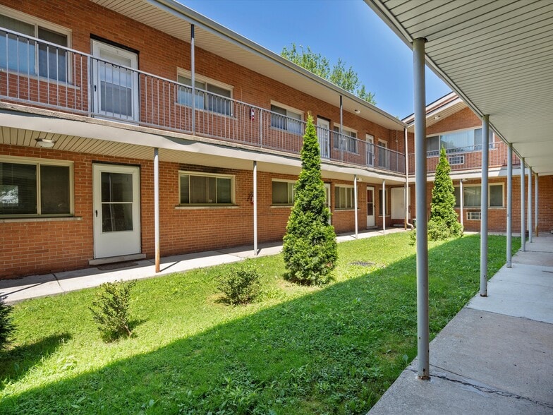 More Photos Of 19199 Lahser Rd, Detroit Apartments For Sale