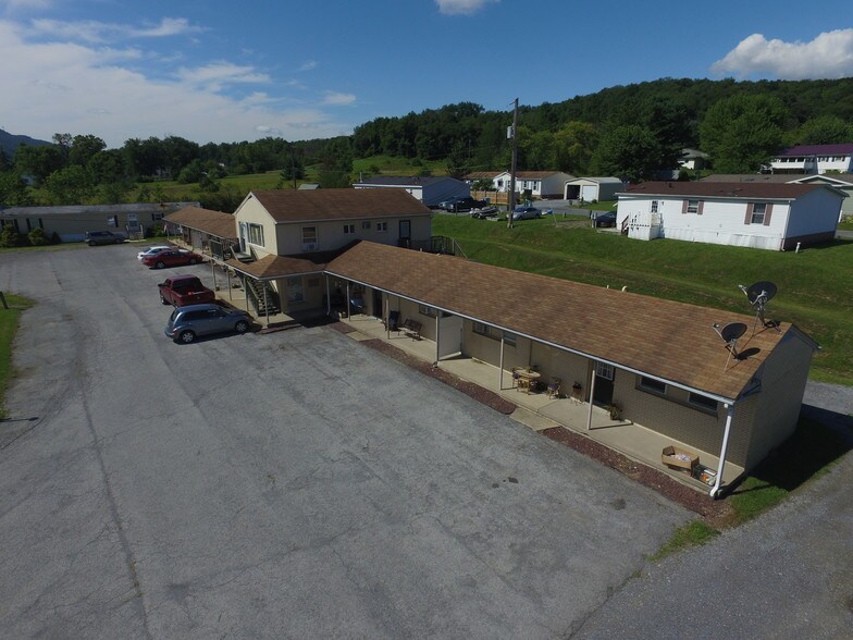 More Photos Of 15033-15045 Dunnings Hwy, East Freedom Apartments For Sale