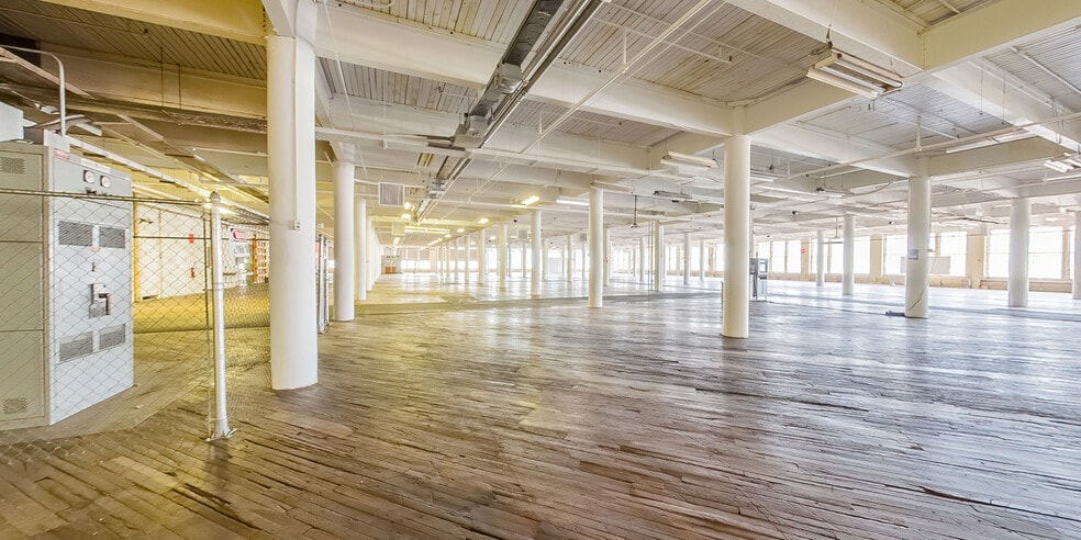 More Photos Of 480 W 5th St, Bloomsburg Manufacturing For Sale