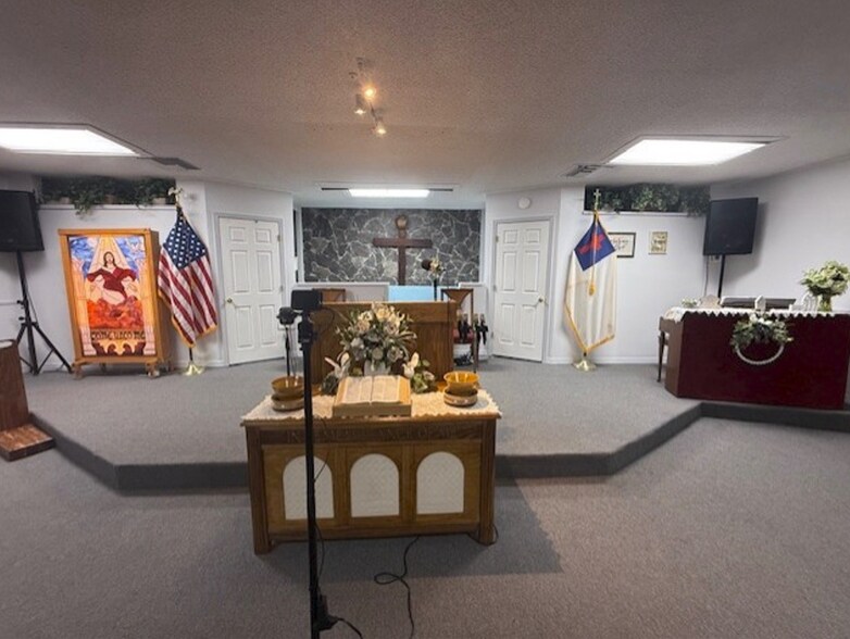 More Photos Of 8826 Trevarthon Rd, Orlando Specialty For Sale