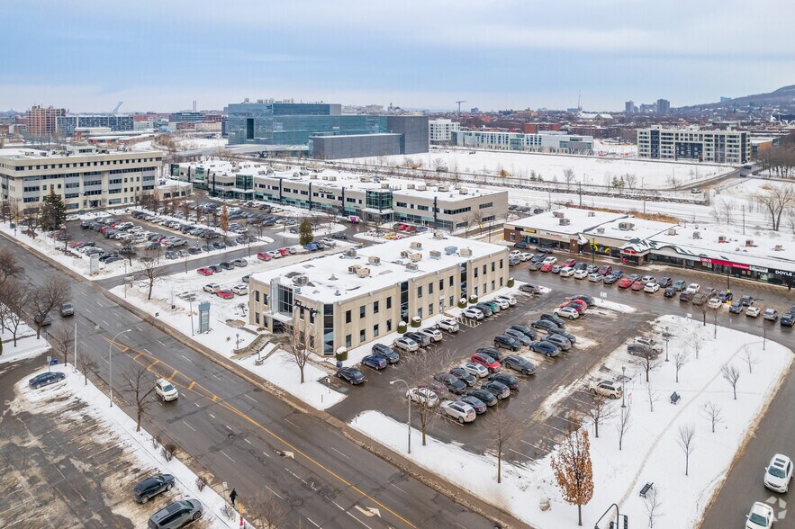 More Photos Of 1240 Av Beaumont, Mt Royal Medical For Lease