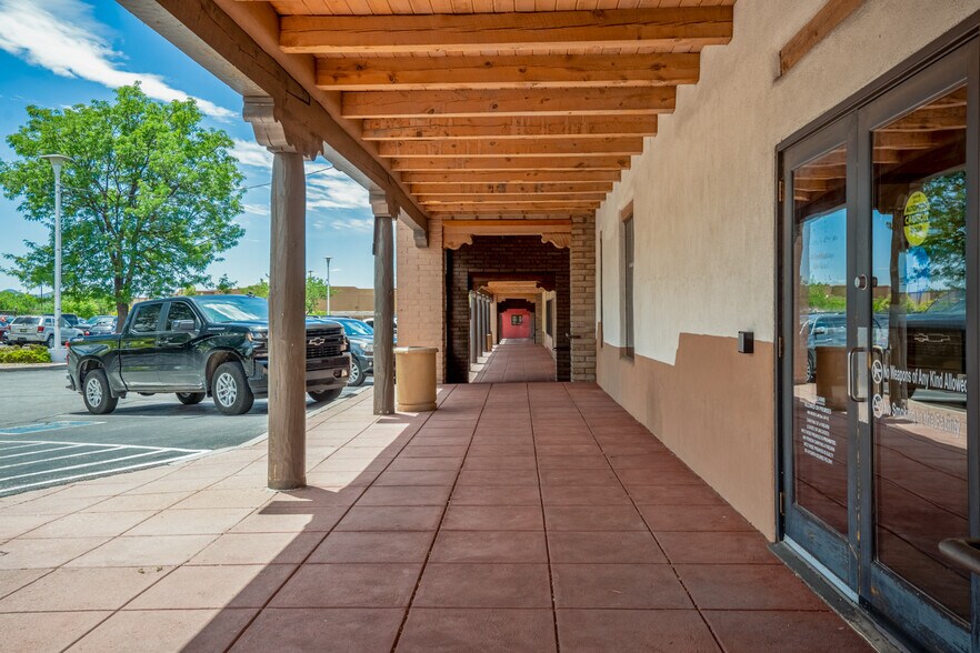 Primary Photo Of 500 N Guadalupe St, Santa Fe Unknown For Lease