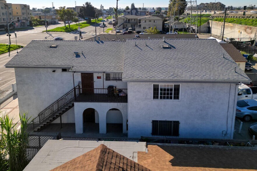 More Photos Of 9715 S Broadway, Los Angeles Multifamily For Sale
