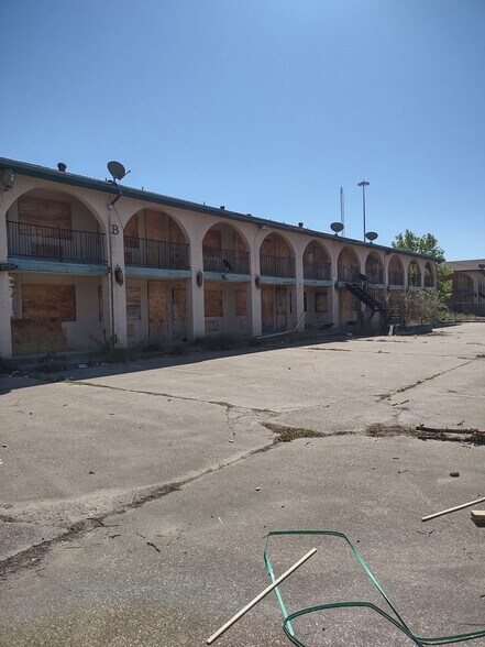 More Photos Of 1216 Interstate Highway 30, Greenville Hotel For Sale